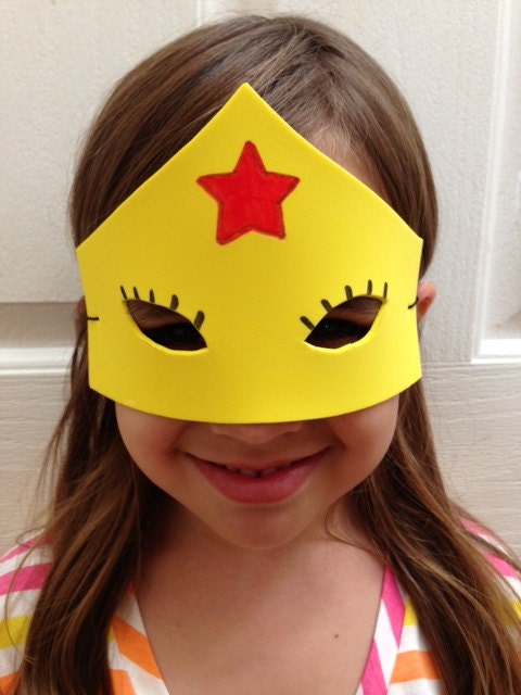 Items similar to Wonder Woman Foam Mask (Set of 12) on Etsy