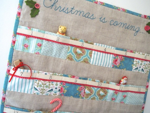 Christmas advent calendar - Tilda teal and pink with linen Quilted with 24 pockets Eco friendly READY TO SHIP Il_570xn