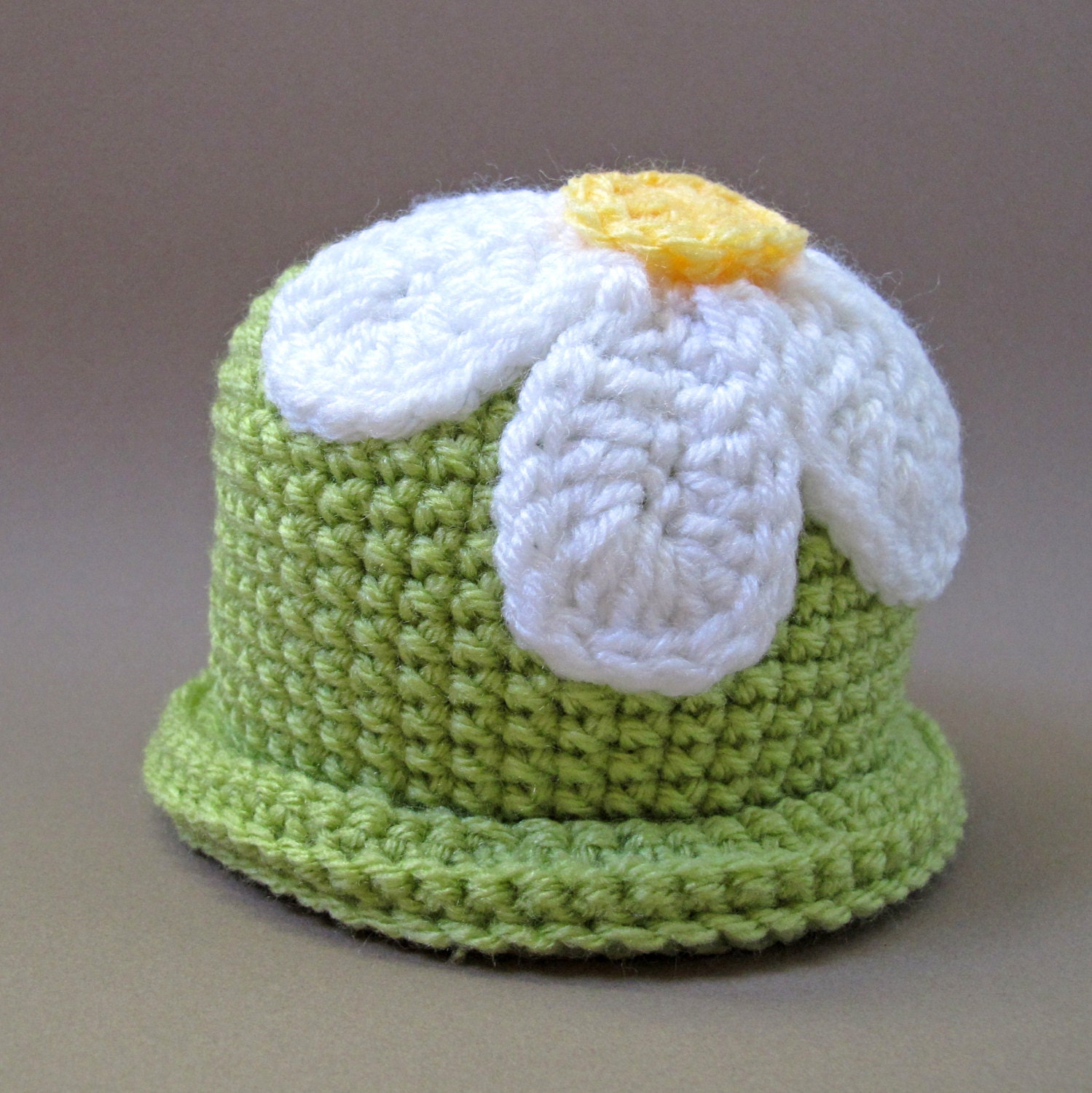 CROCHET PATTERN - Spring Fling - a beanie hat with flower in 5 sizes (Baby - Adult) - Instant PDF Download