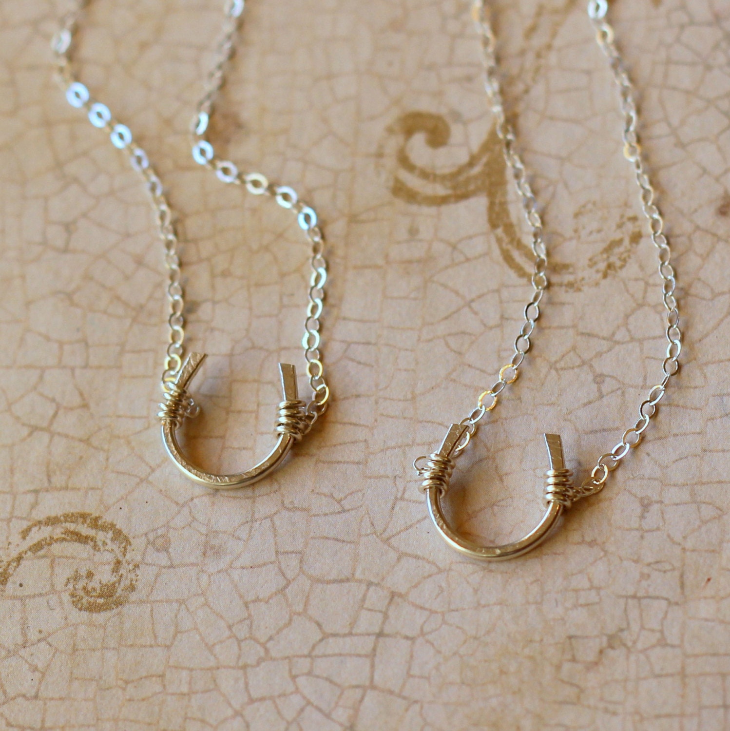 Horseshoe Best Friends Necklaces Free by PhilanthropicPanda