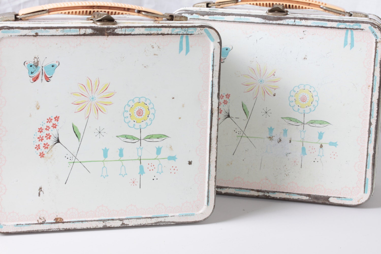 Retro 1950 Aladdin Jr. Miss Lunch Box with Butterflies and Abstract Flowers - Fleaosophy