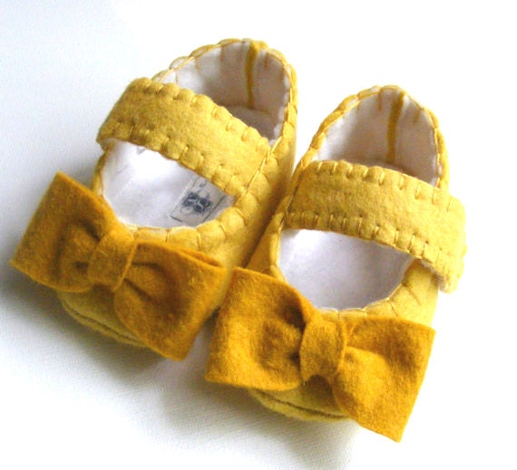 The Penelope - Baby & Toddler Shoes with  Sunny Yellow Felt with Mustard Bows - ShesSoCraftyGoods1