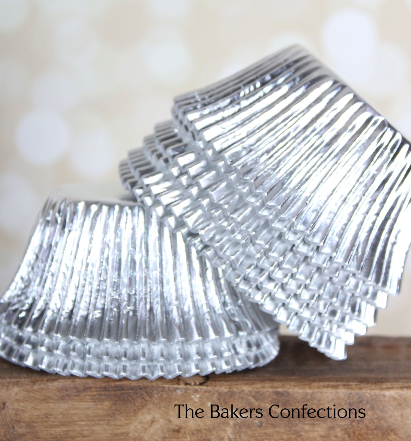 Silver Cupcake Liners. Gifbera Food Grade Silver Foil Standard Cupcake