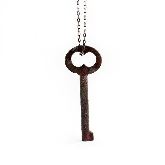 Skeleton Key Necklace Vintage Genuine Key by YamariletPacheco