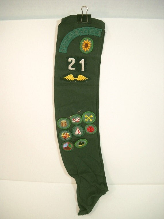 Vintage Girl Scout Sash with extra patches Girl by wallstantiques