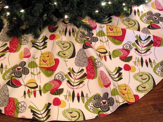 Mid Century Tree Skirt 