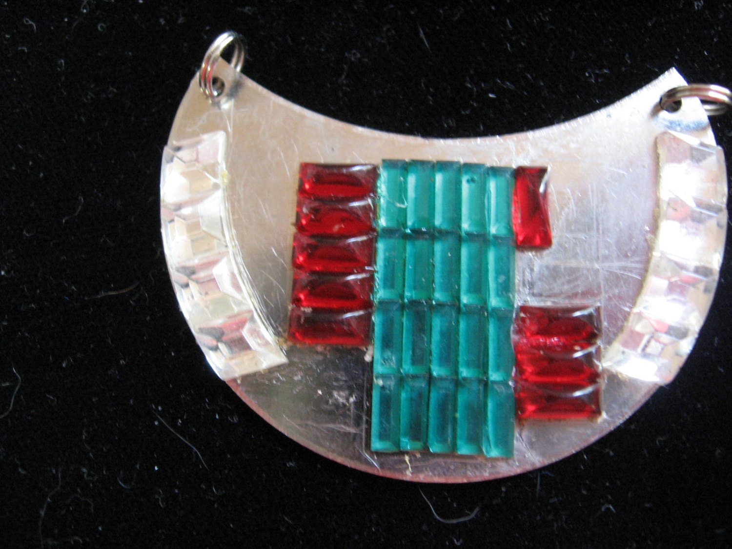Vintage Deco Inspired Pendant 2" x 1 1/2" QTY - 1
