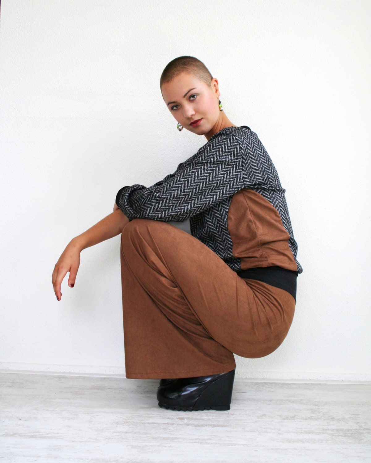 Brown vegan suede pants, wide leg trousers, made to order in sizes S M L XL - Bartinki