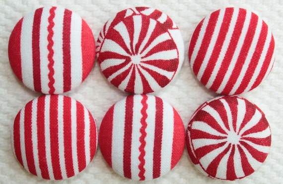 CHRISTMAS CANDY fabric button magnet, covered button magnet, kitchen magnet, candy cane -- set of 6 Il_570xn