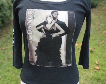 medium length sleeves