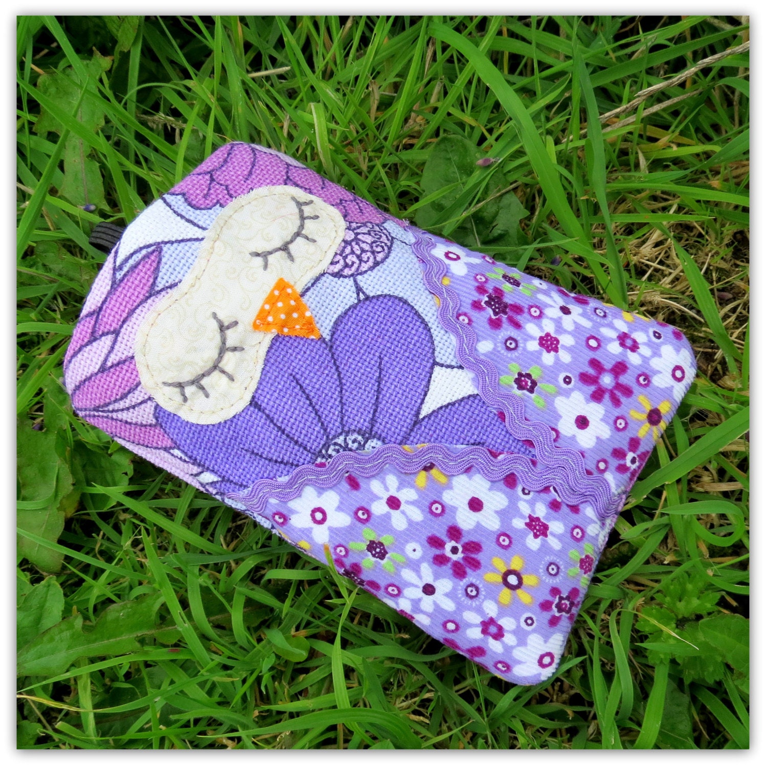 Snoozy owl, gadget sleeve.  For mobile phones, i-pods and small gadgets..15cm x 10cm ( internal measurements = 14cm x 9cm ) - TheSherbetPatch