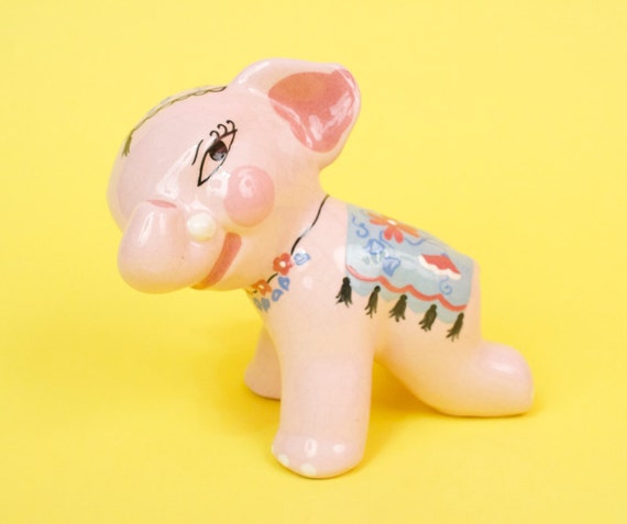 Items similar to Vintage Winking Drunk Pink Elephant Figurine Circus ...