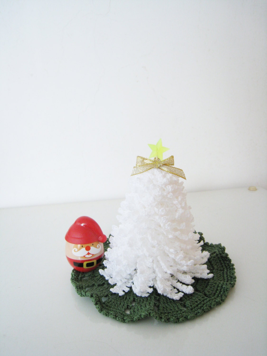 white crochet christmas decorations ornaments by dosymphony white crochet christmas decorations ornaments by dosymphony