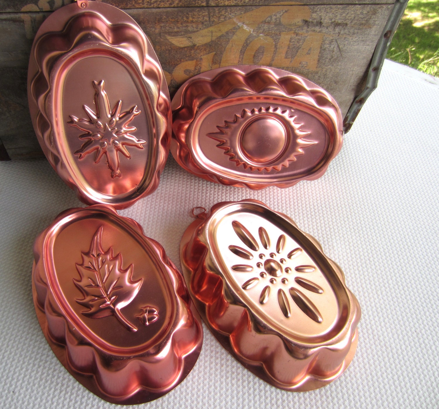 Vintage Copper Jello Mold Sun Leaf Snowflake Flower by corrnucopia