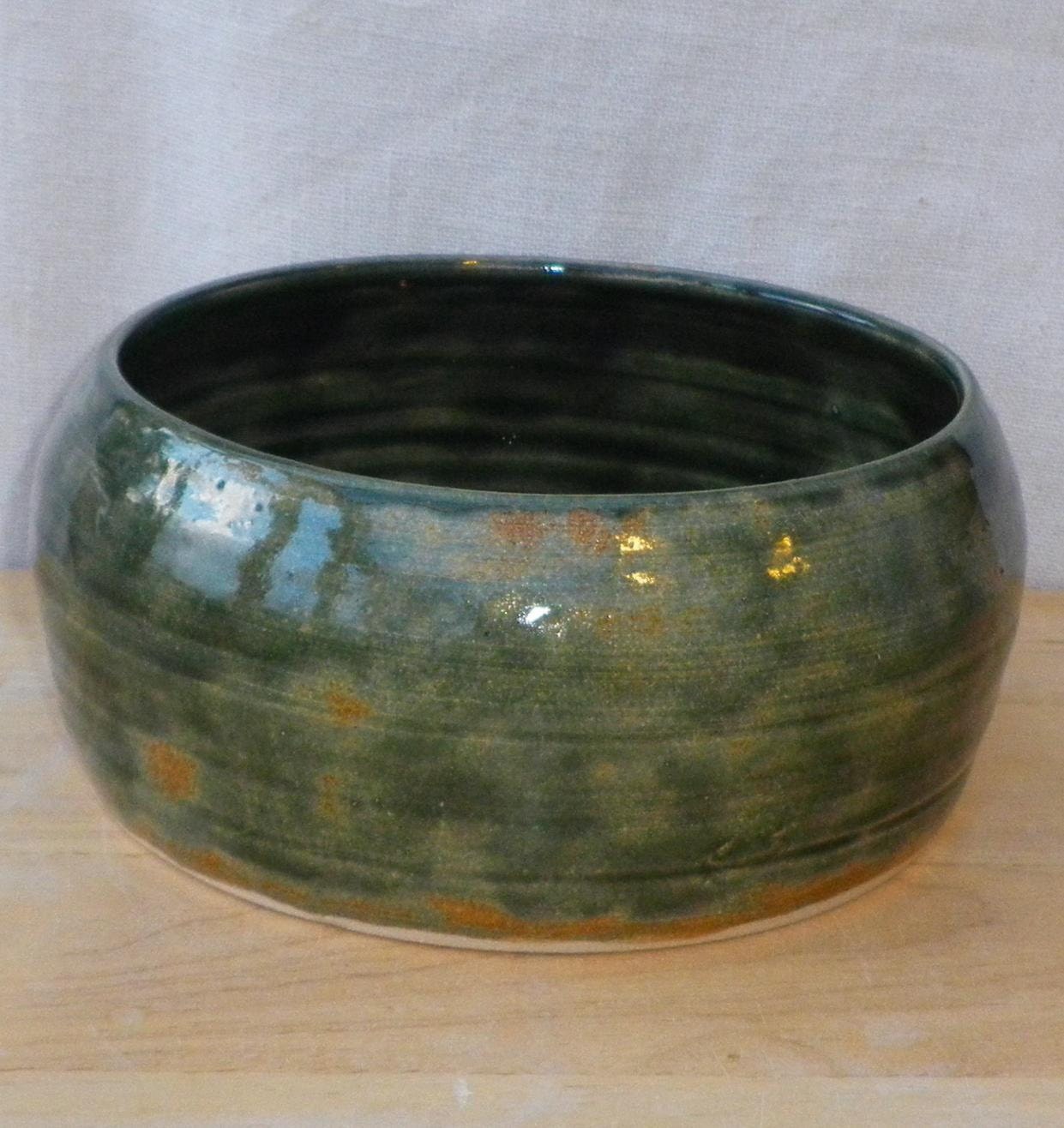 Spaniel water bowl for long eared