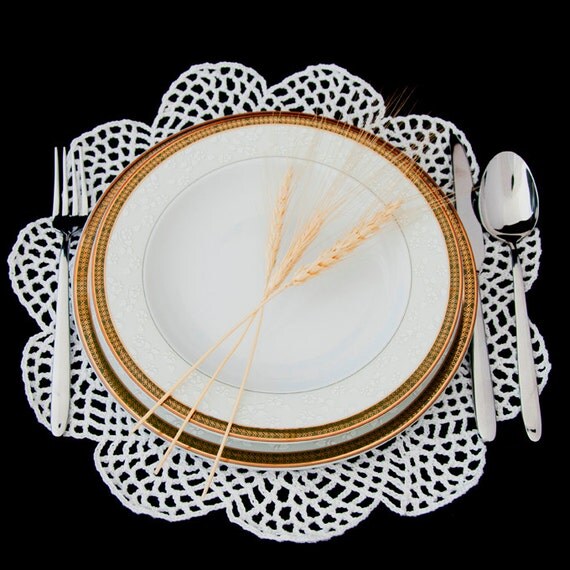 Items similar to Lace Charger Plate, Set of 2, White, 35 cm, 13,78