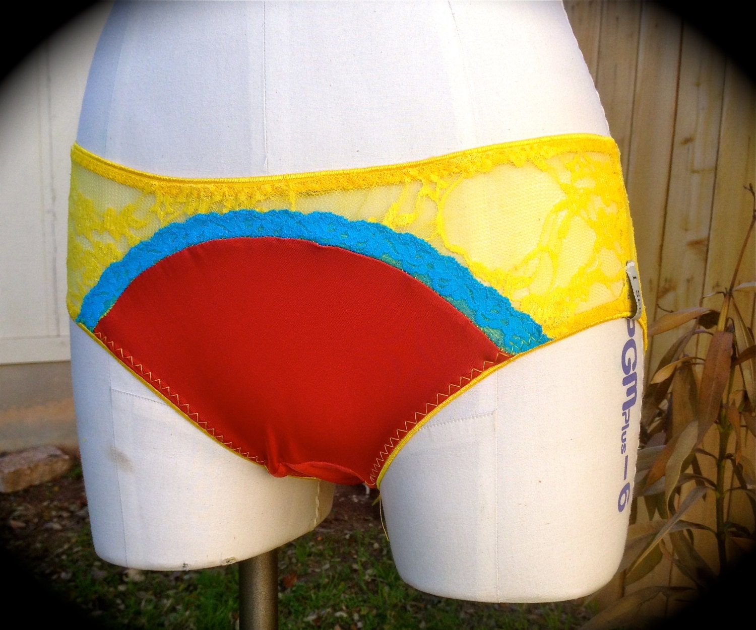 California Dream Panties. by ISeeLondonATX on Etsy