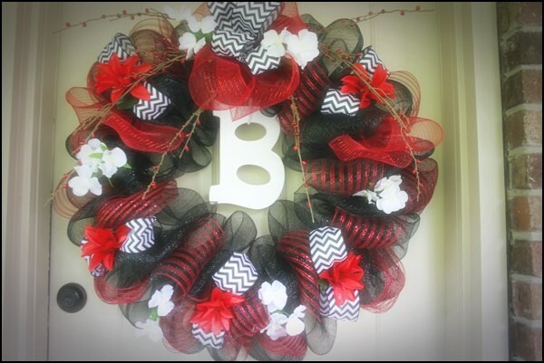 Dramatic Red Black And White Personalized By Cottagedoorwreaths 3567