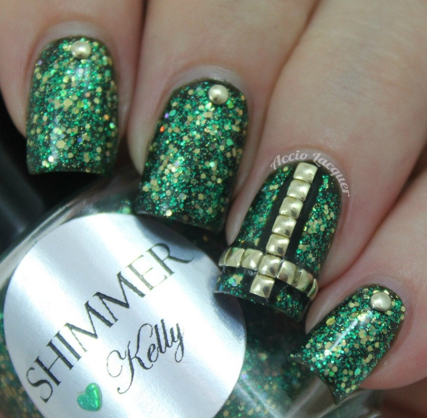 Shimmer Nail Polish - Kelly