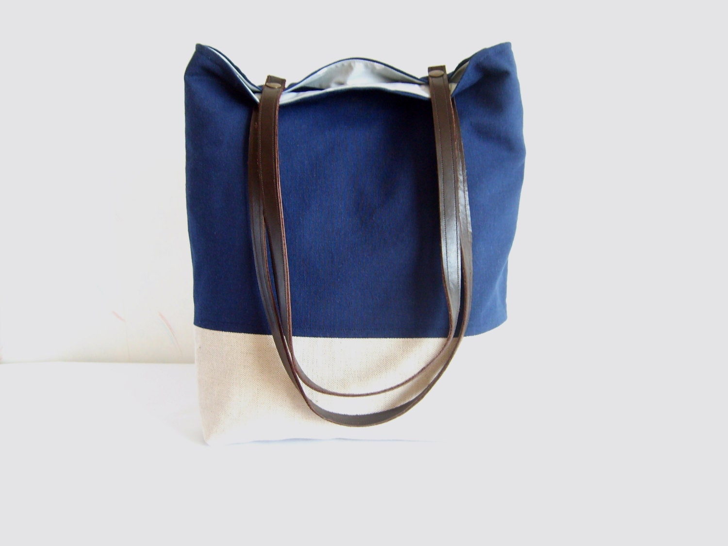 Navy tote, navy blue bag, leather handles, colorblock tote bag, fall ... Navy tote, navy blue bag, leather handles, colorblock tote bag, fall ...