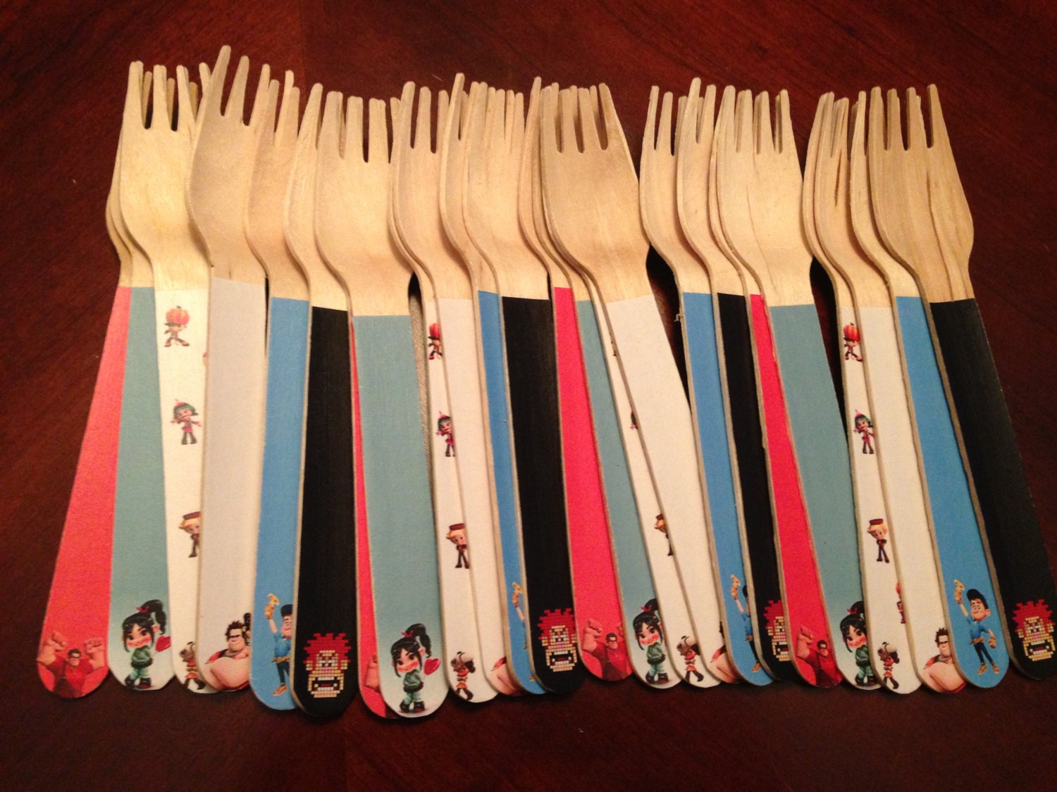 24 Wooden Forks or Spoons- Wreck it Ralph Il_570xn