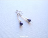 Beautiful navy blue and white pearls earrings,Dangle earrings - AmazingPink