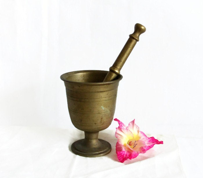 MORTAR and PESTLE vintage solid brass APOTHECARY by