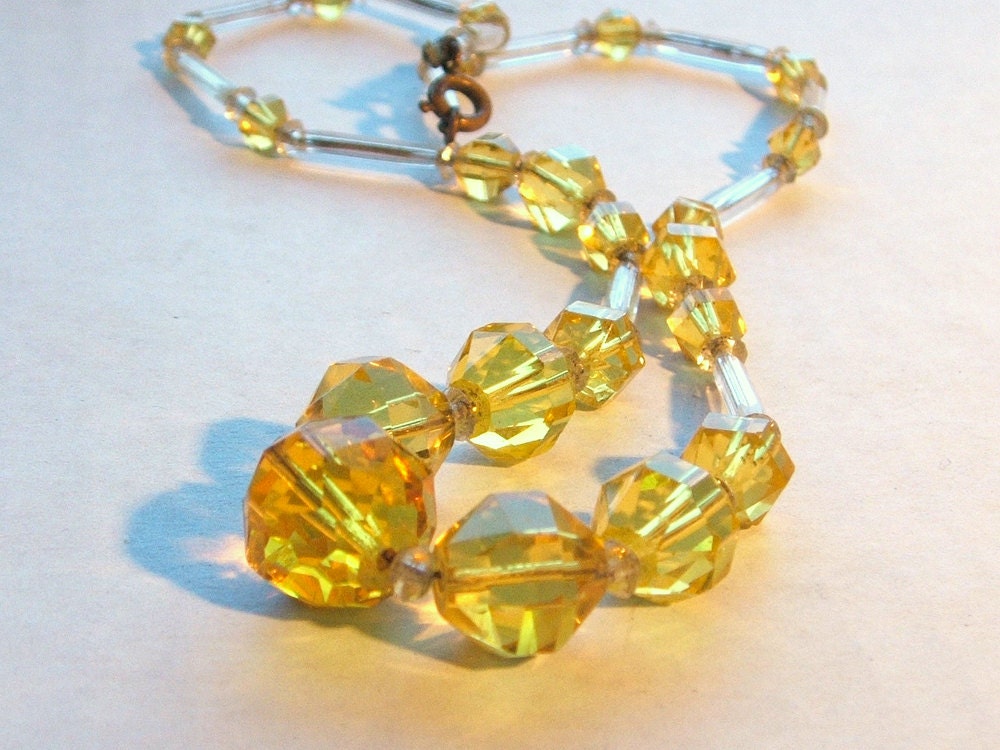 1930s Necklace / Sunshine Lemon Yellow Glass Faceted Crystals / Single Strand - AnotherTimeAntiques