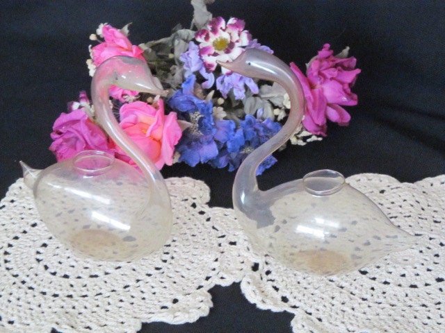 Vintage Blown Glass Swan Vases Set Of 2 By Estatefinds4u2 On Etsy