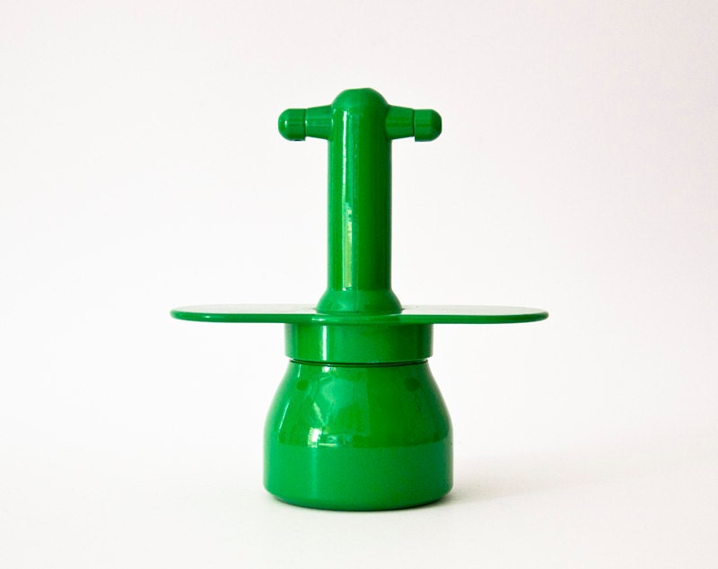 Vintage Green Italian Stove top coffee maker by ilivevintage