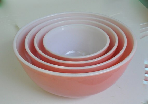 Flamingo Pink Pyrex Nesting Bowls Set Of 4 By Dishinit On Etsy