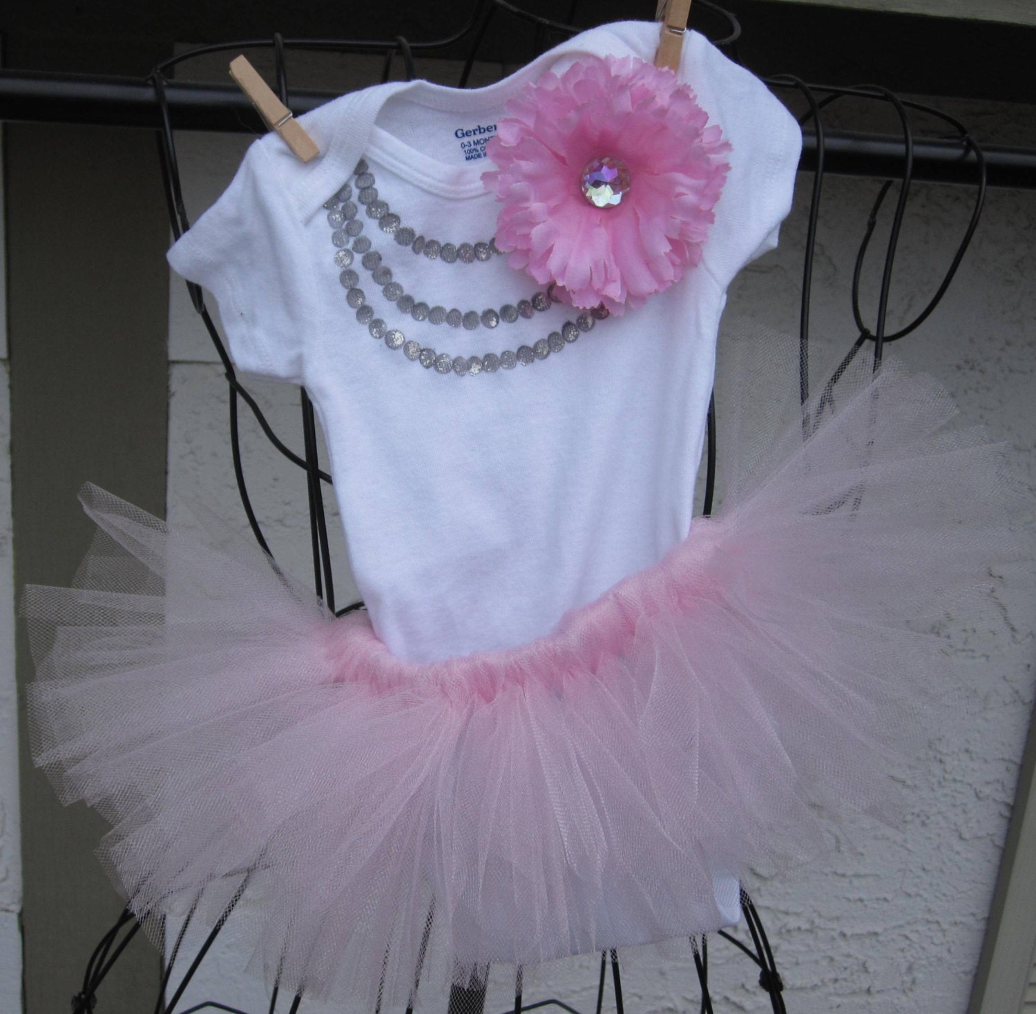 Items similar to Baby Girl Onesie with Tutu on Etsy