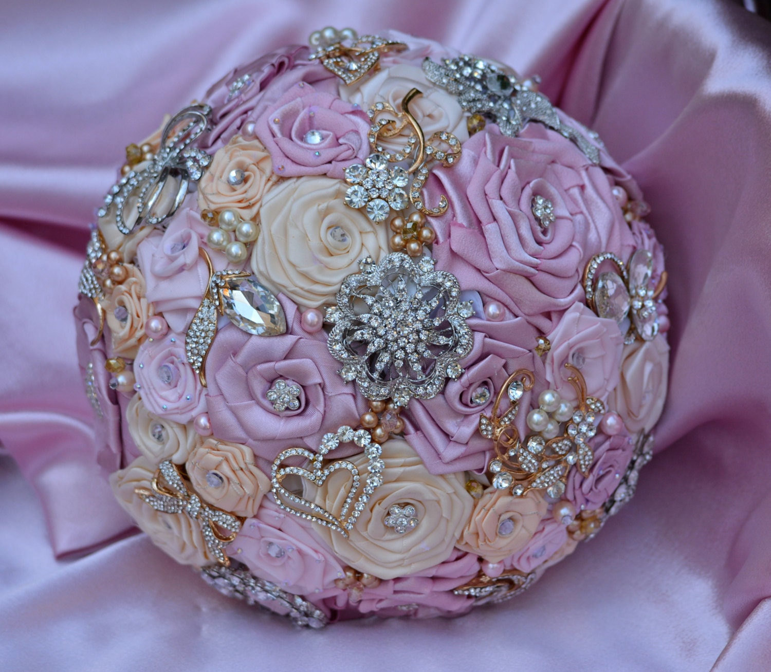 Angel Bouquet.-Full Price/Made to Order in your colors. Handmade roses and brooch Bouquet.