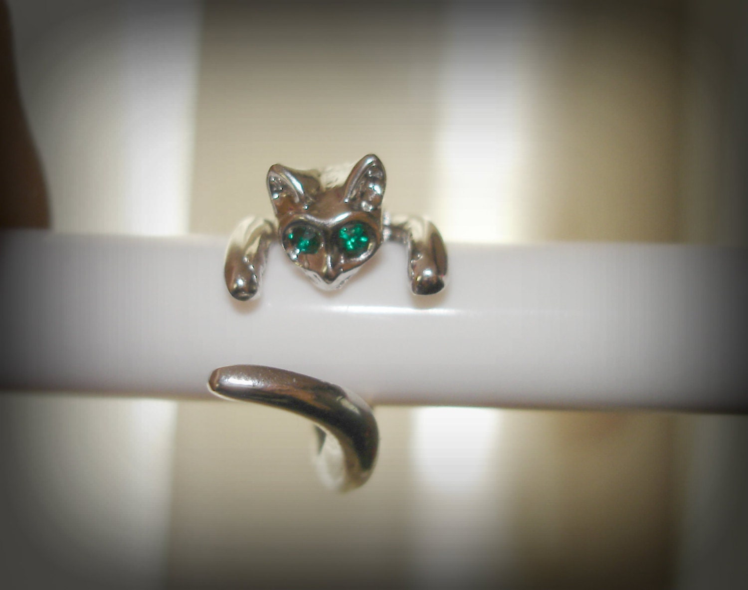 Cat ring