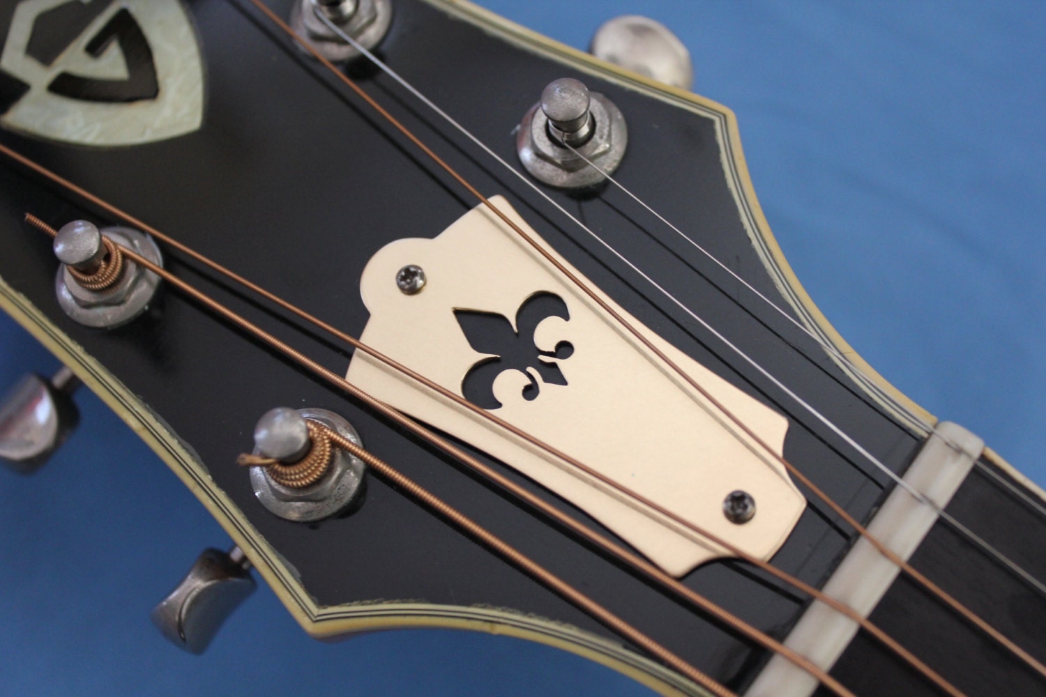 Items similar to Custom Truss Rod Cover Fleur de Lys Guild Gibson Other