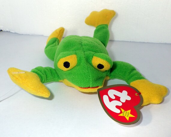 Smoochy the Frog 1993 Teenie Beanie Babies by puraphernalia