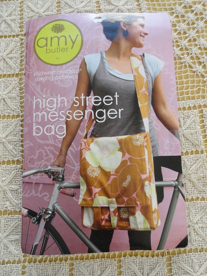 Amy Butler High Street Messenger Bag Sewing Pattern UNCUT