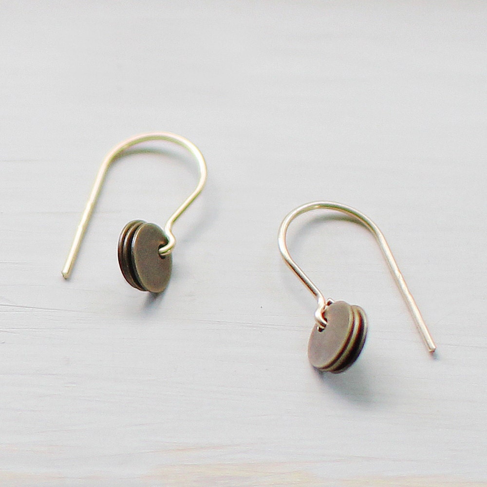 mora - gold and brass earrings by elephantine