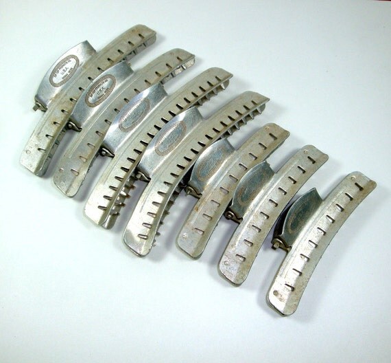 Set Of 7 Vintage Metal Hair Clips Tip Top by AntiquesGaloreGal