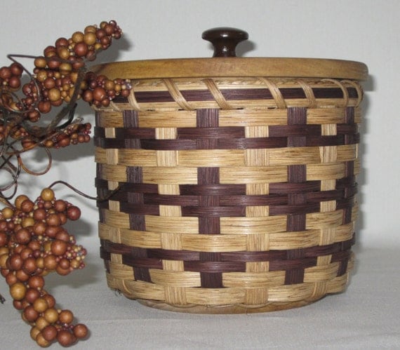 Lidded Toilet Paper Basket Single Roll Storage by JGBaskets