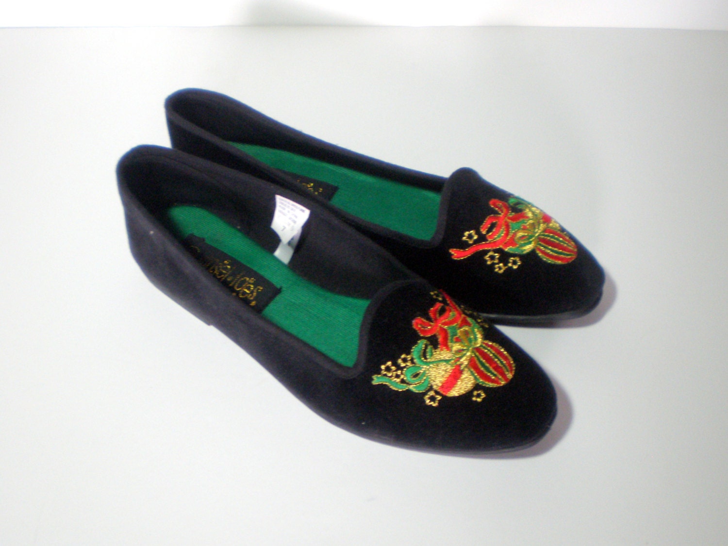 80s Christmas Shoes Ballet Flats / Ugly Tacky by BellaViveVintage