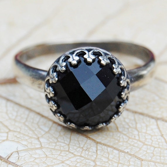 Size 8 - Rose Cut Round Onyx Ring - Ready to Ship