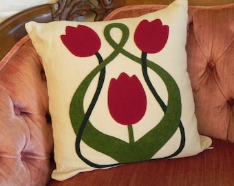 Clothespin Apron / Half Apron Vintage by TwiceUponATimeDesign