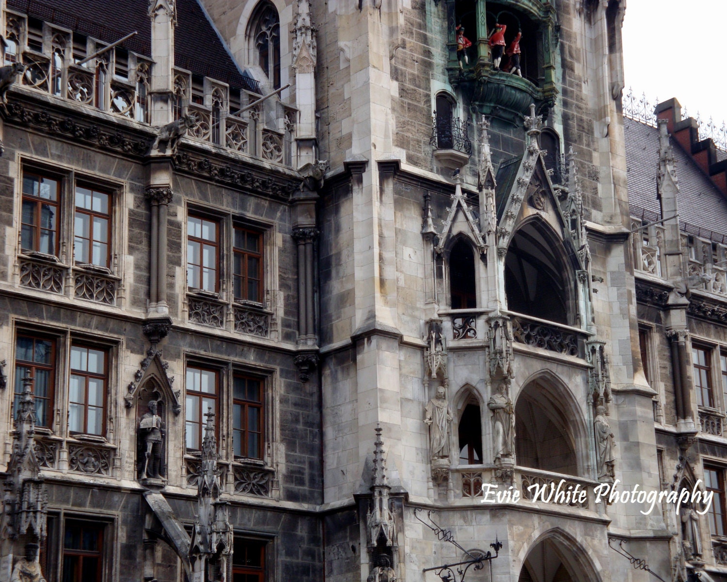 New Town Hall at Marienplatz in Munich, Germany - EvieWhitePhotography
