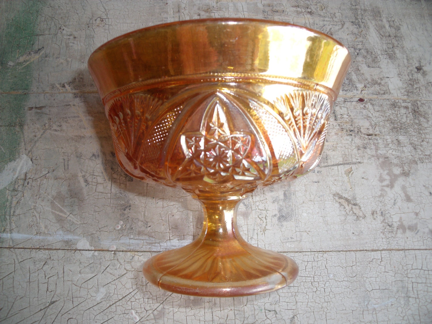 Carnival Marigold Compote Curved Star Cathedral US Glass