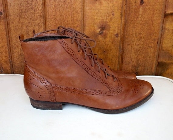 lace up oxford bootie