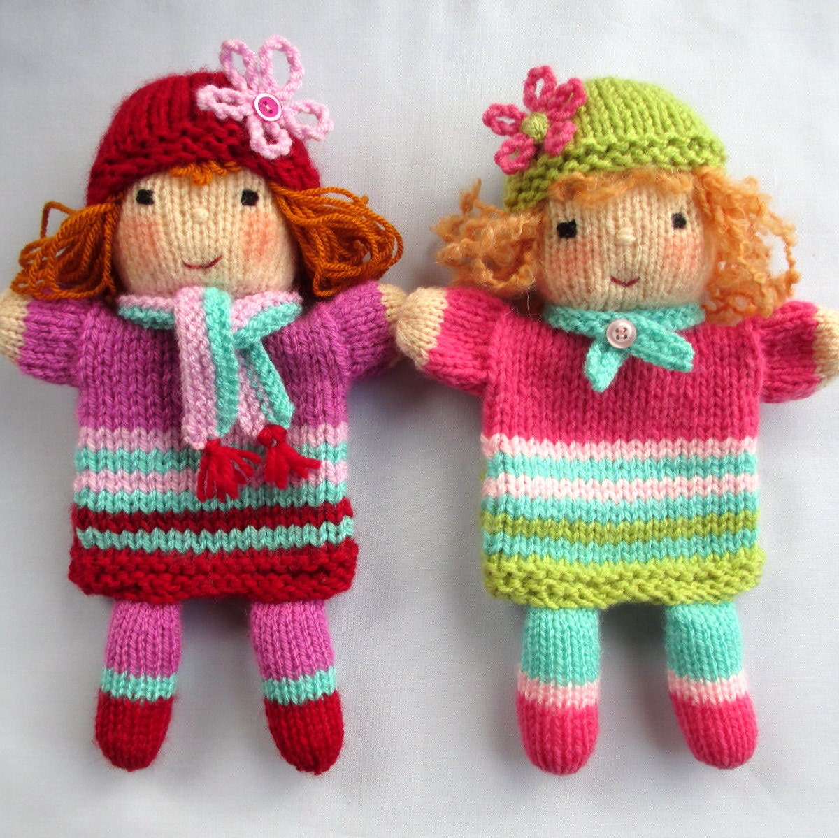 Ruby and Rose hand puppet doll knitting pattern by dollytime