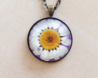 Popular items for Resin Flower Jewelry on Etsy