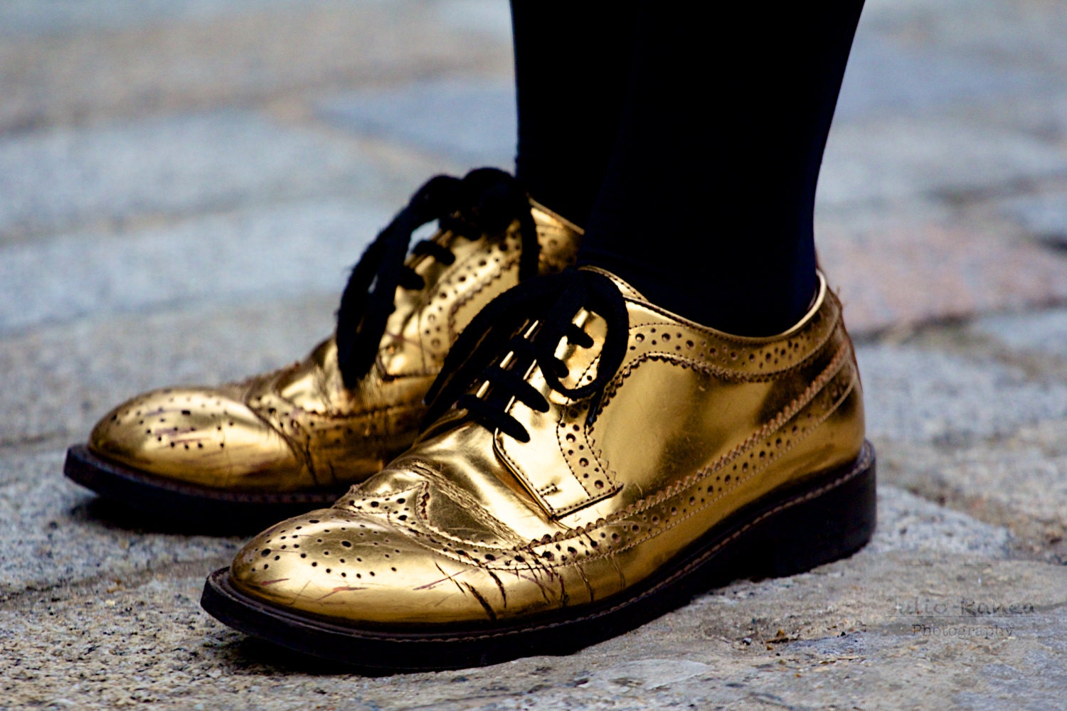 Photo print: Golden brogues at London Fashion Week. Fashion photography. photography of shoes. - Juliophotos