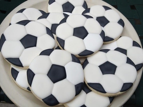 Soccer Ball Cookies 12 Decorated Soccer By Sweetdeespatisserie